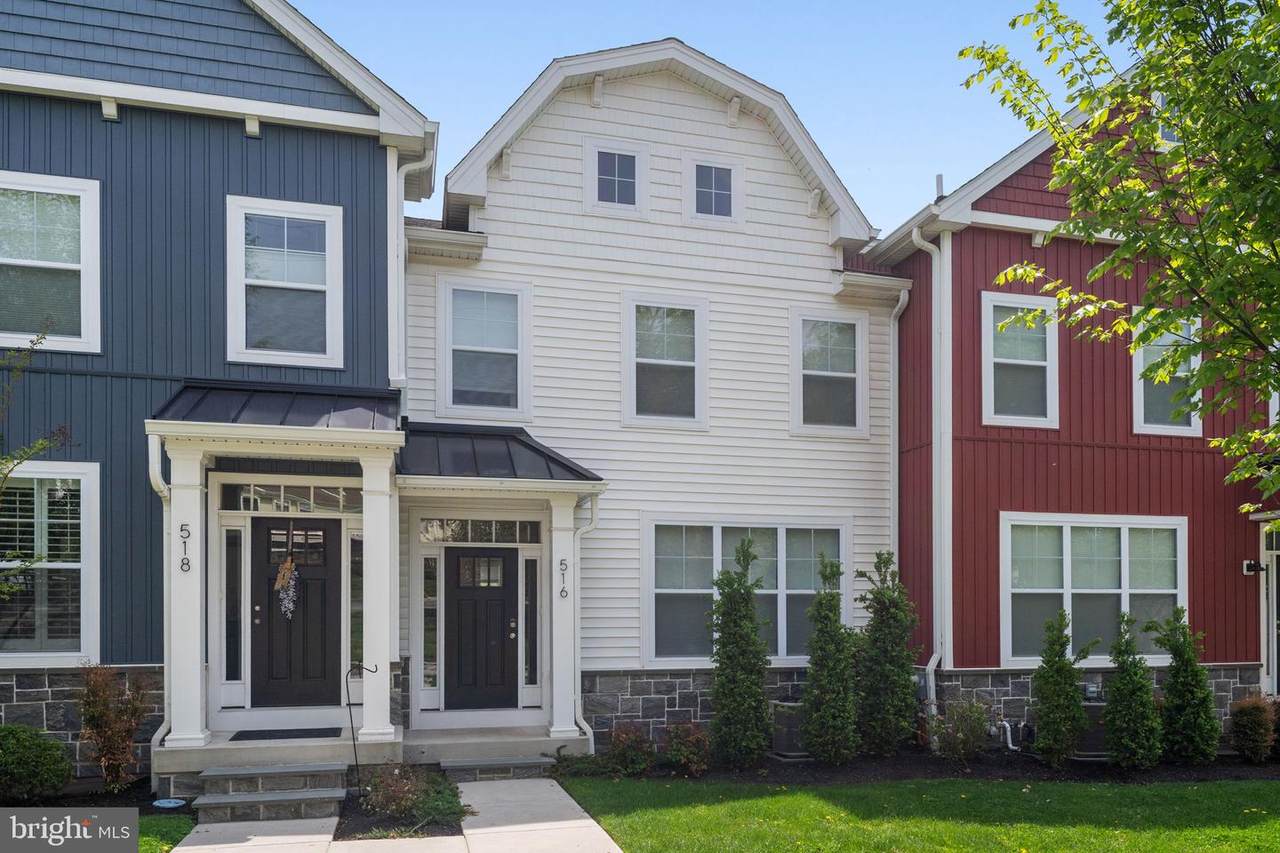 516 Coates Lane - Photo 1