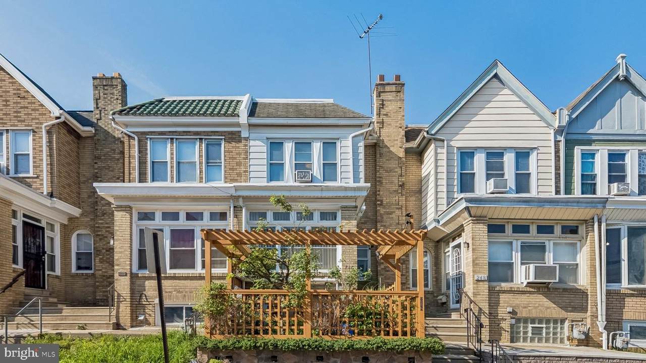 246 Wembly Road - Photo 1