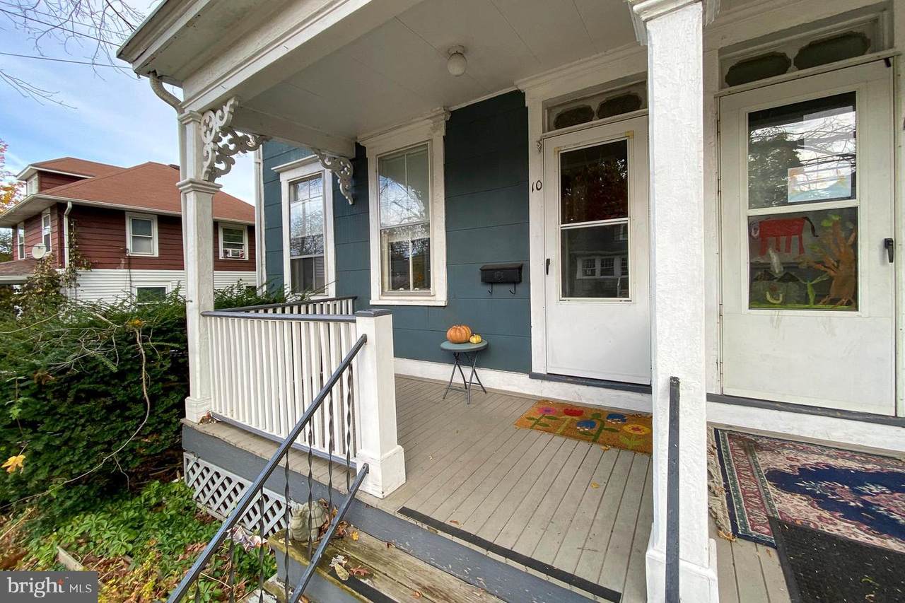 10 Princeton Avenue - Photo 1