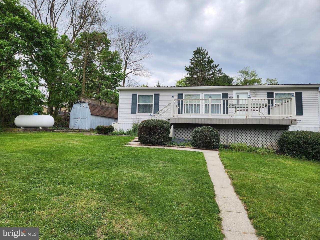 315 Lewis Road - Photo 1