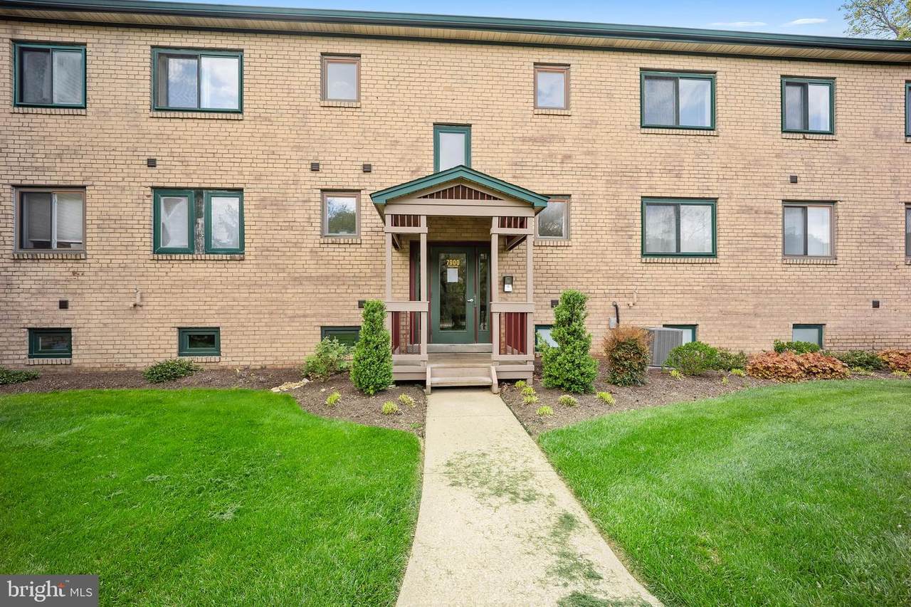 7905 Pleasant Court - Photo 1