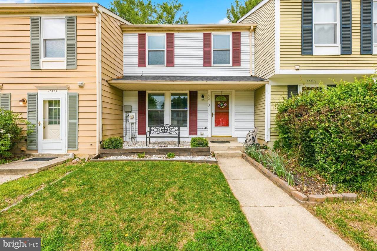 15413 Oak Court - Photo 1