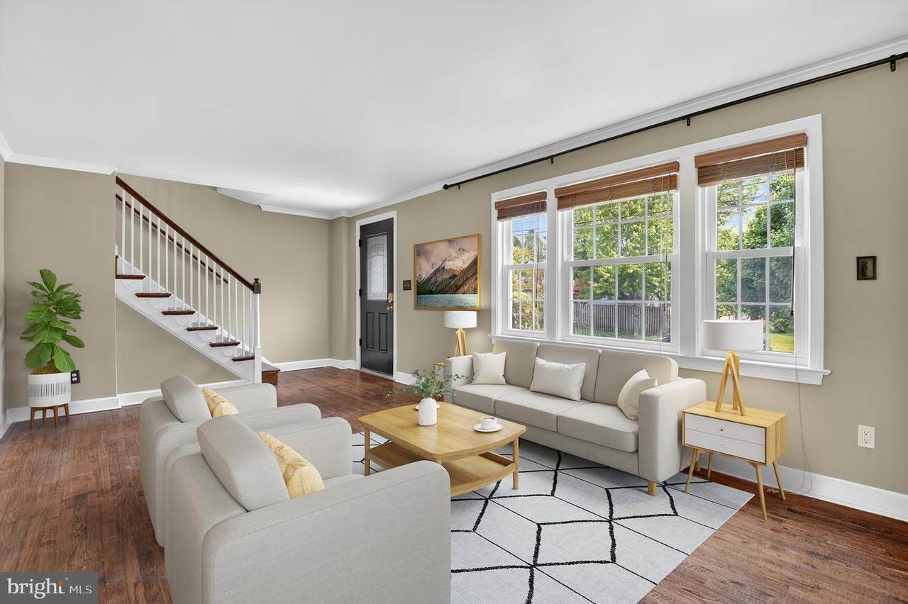 https://bt-photos.global.ssl.fastly.net/brightmls/1280_boomver_1_804820931210-2.jpg