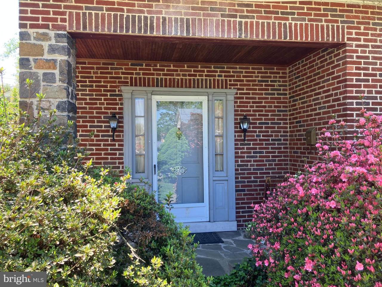 3203 Tyndale Avenue - Photo 1