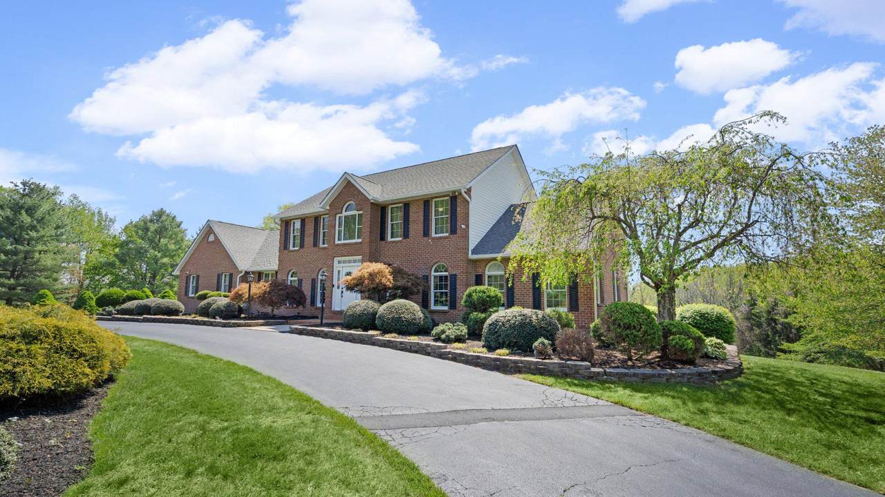 915 Saint Ann Drive - Photo 1