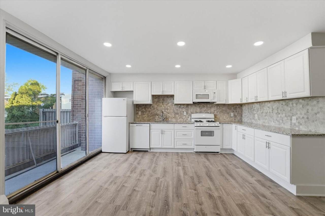 100 Glenolden Avenue - Photo 1