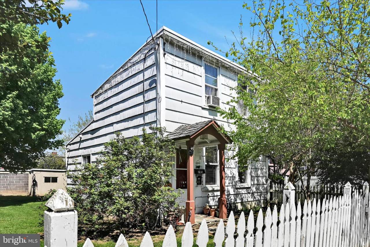 https://bt-photos.global.ssl.fastly.net/brightmls/1280_boomver_1_804830826068-2.jpg