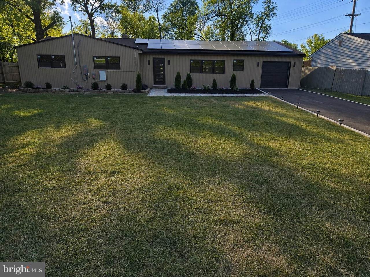 603 Maryland Avenue - Photo 1