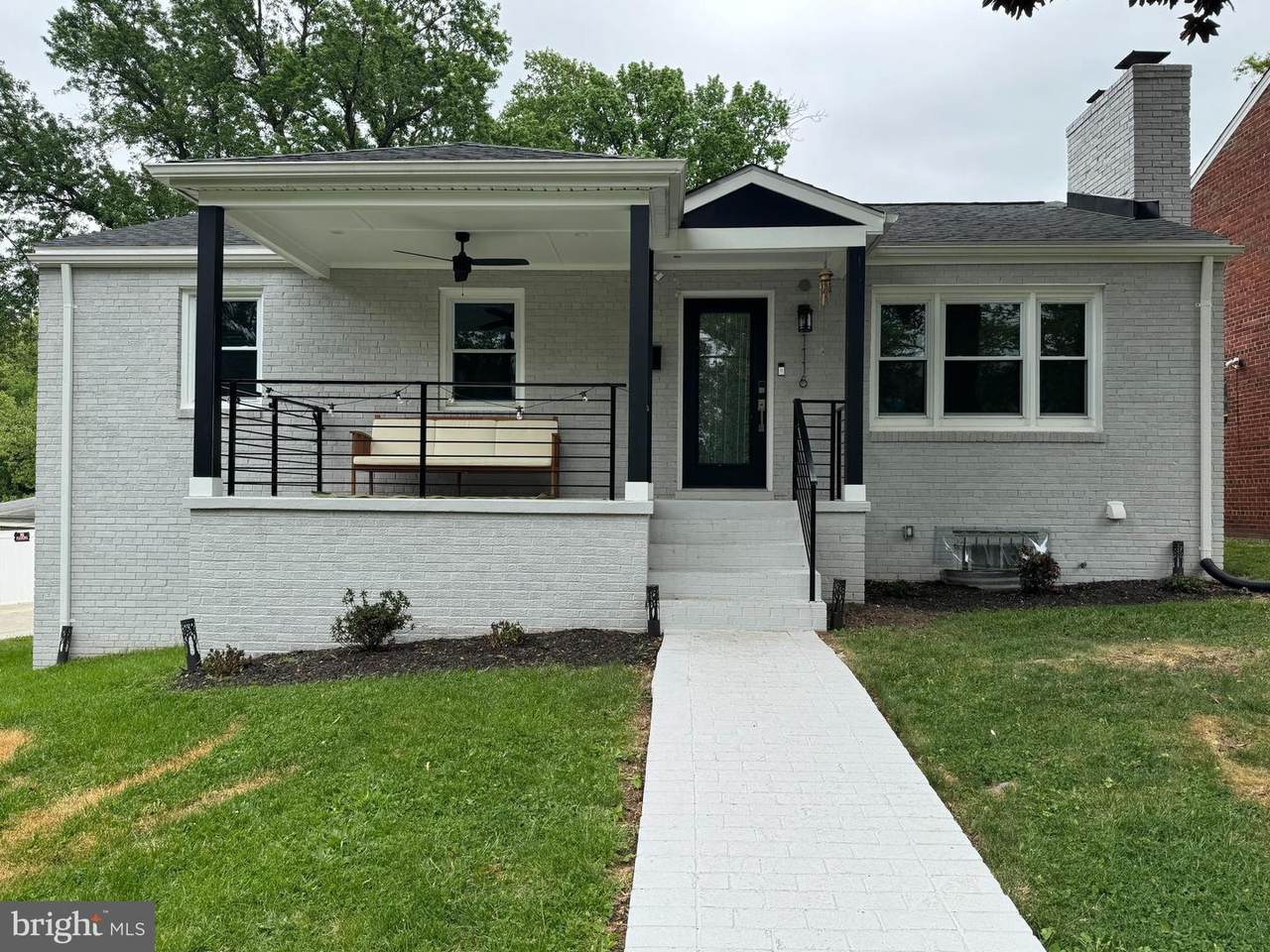1116 34TH Street - Photo 1
