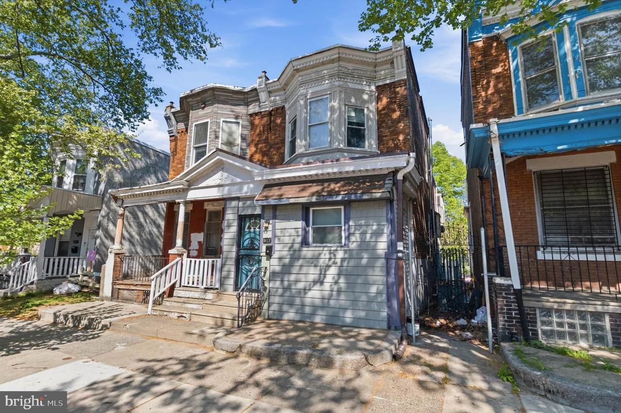 517 52ND Street - Photo 1