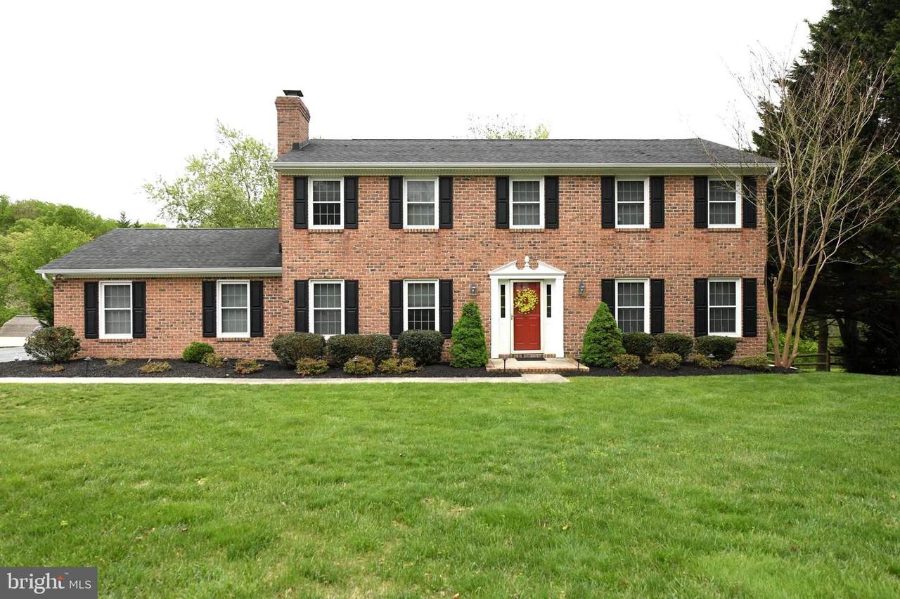 305 Rolling Knoll Drive - Photo 1
