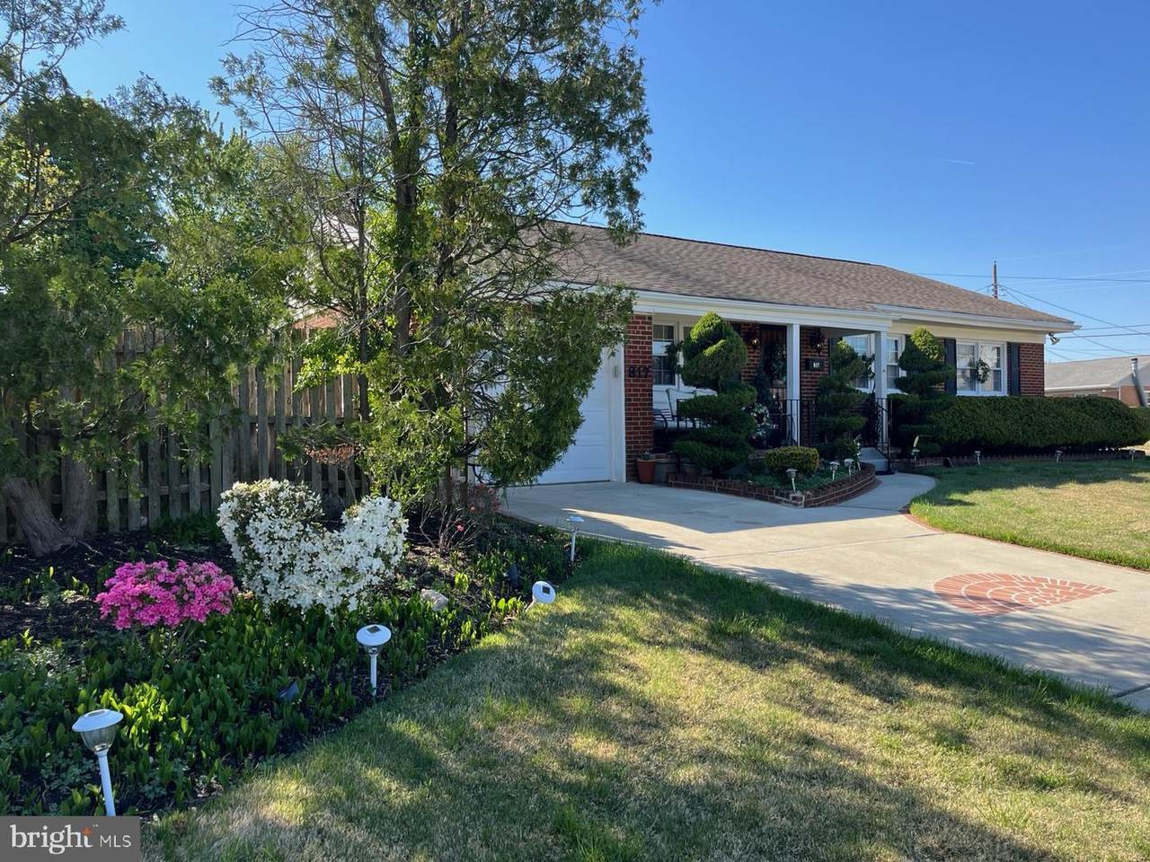 817 Lexington Avenue - Photo 1