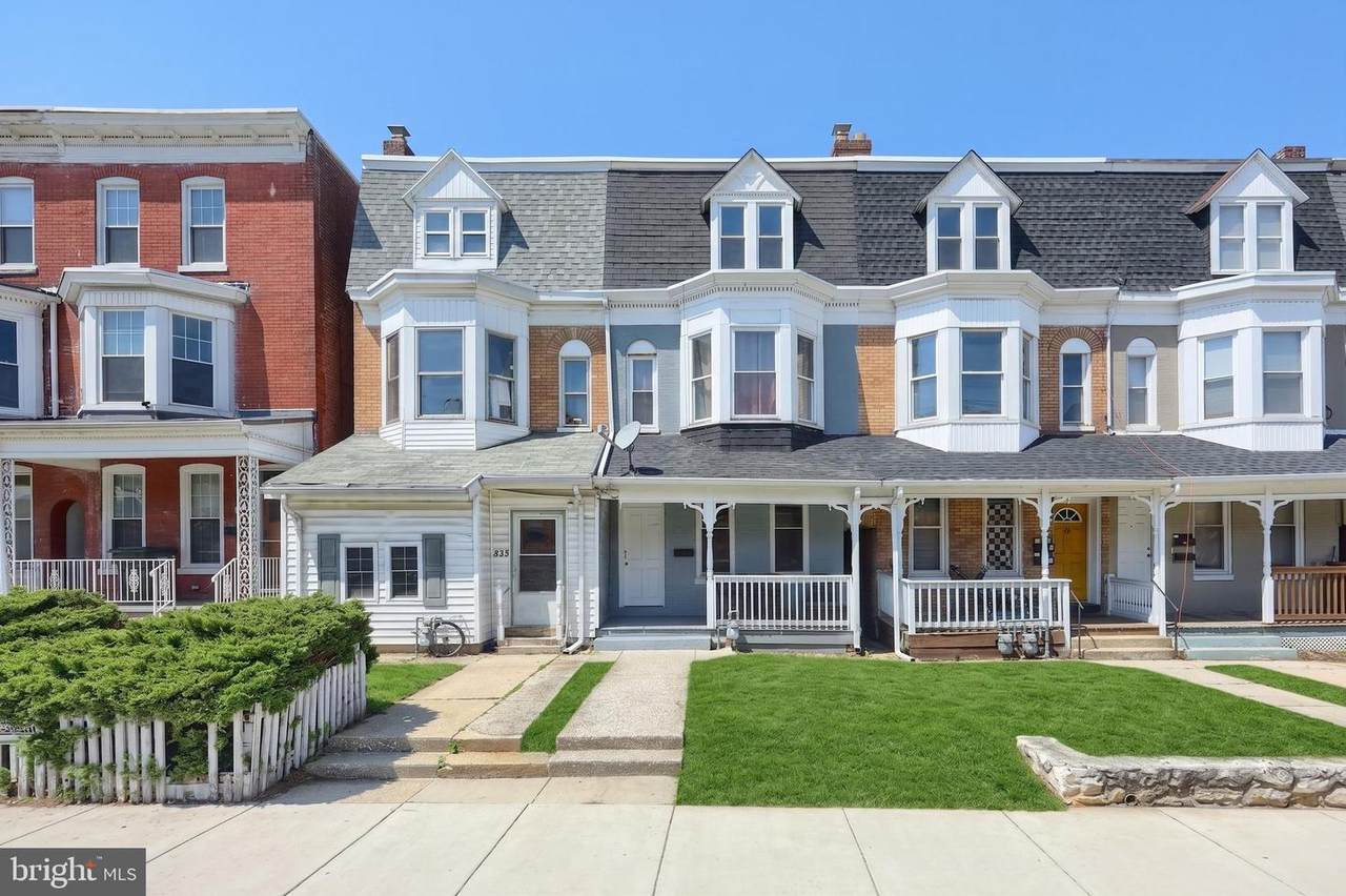 833 Linden Avenue - Photo 1