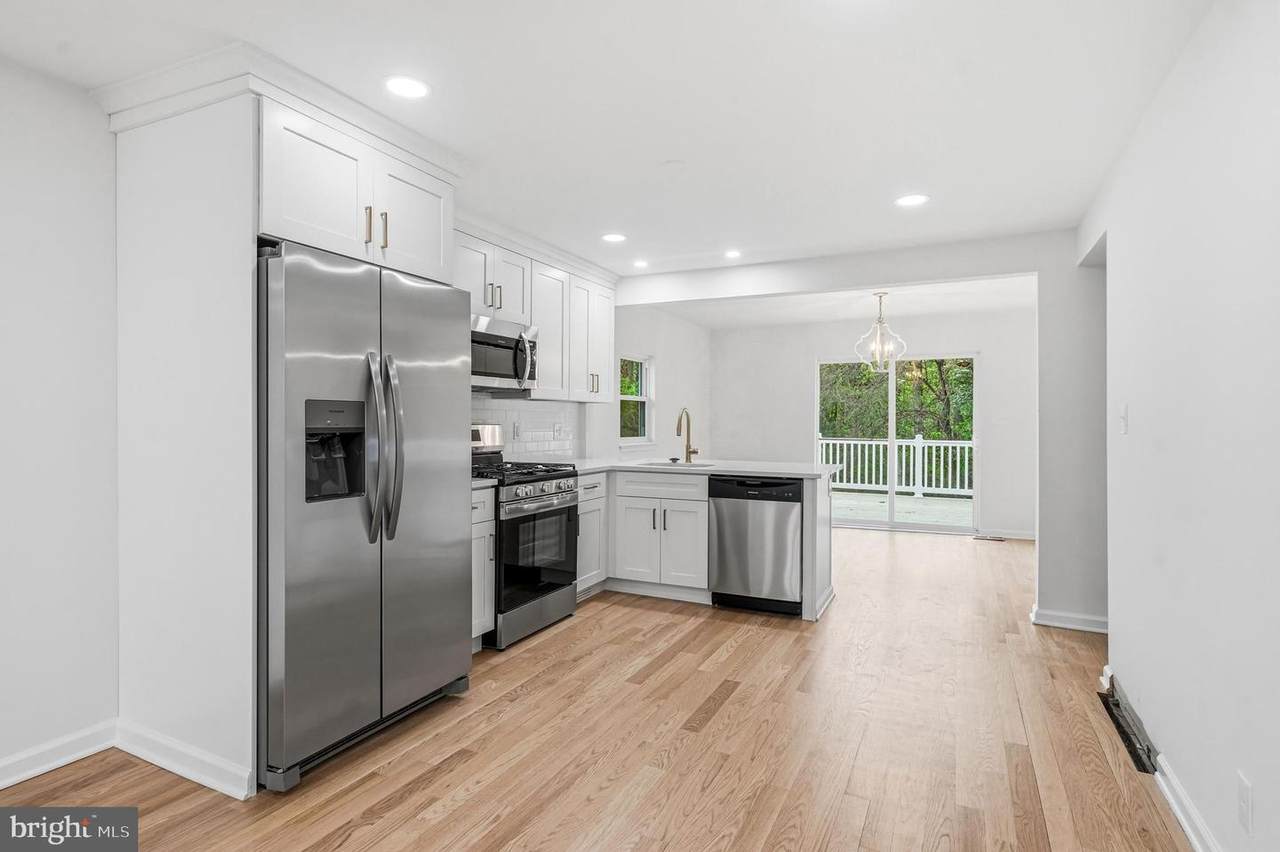 36 Point Breeze Avenue - Photo 1
