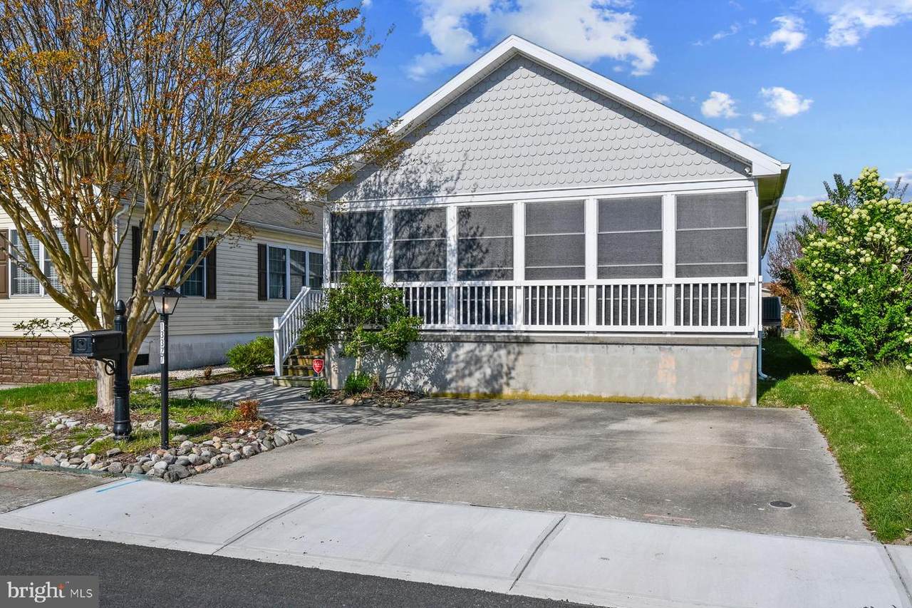 13327 Nantucket Road - Photo 1