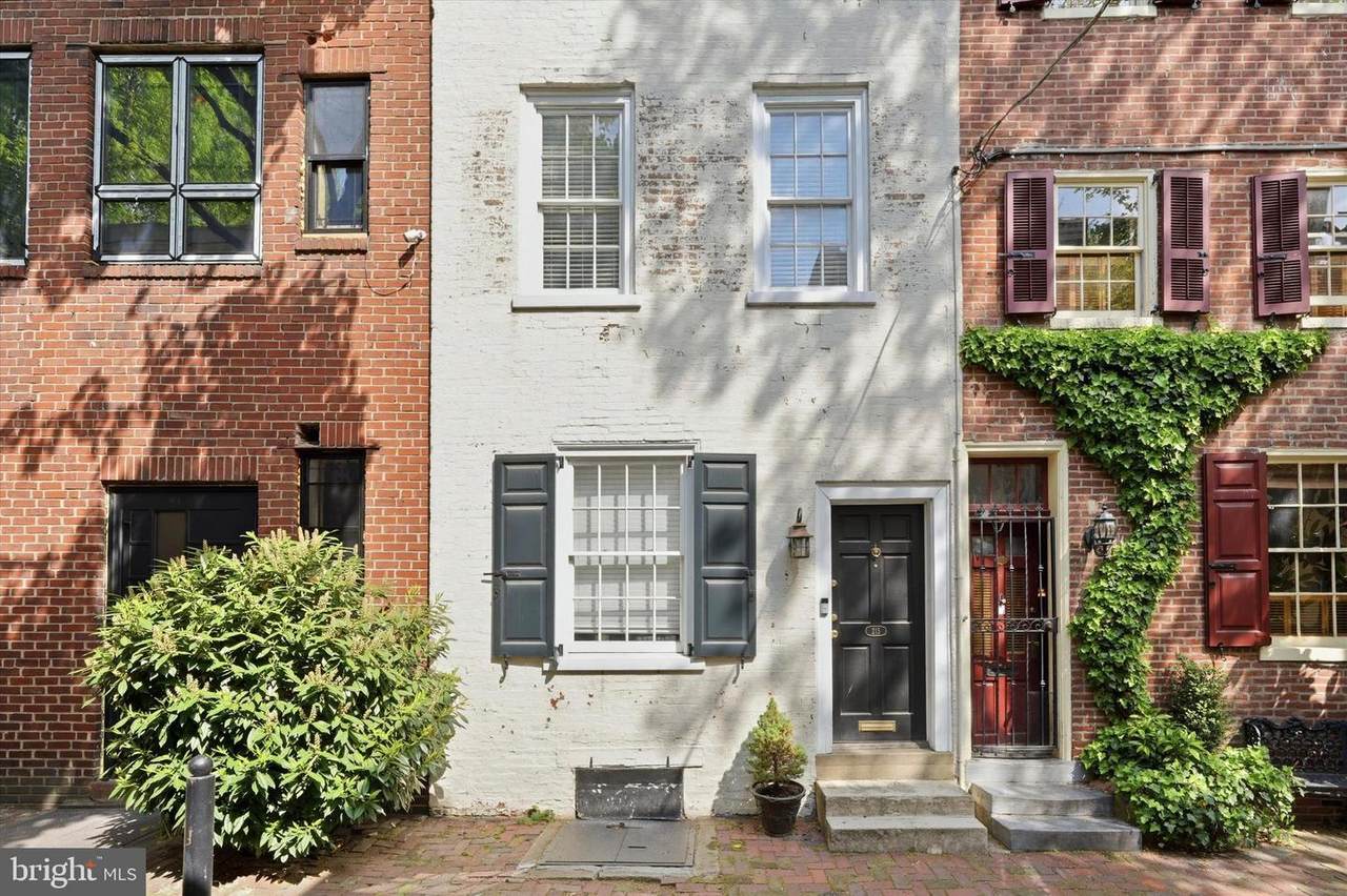 215 Jessup Street - Photo 1
