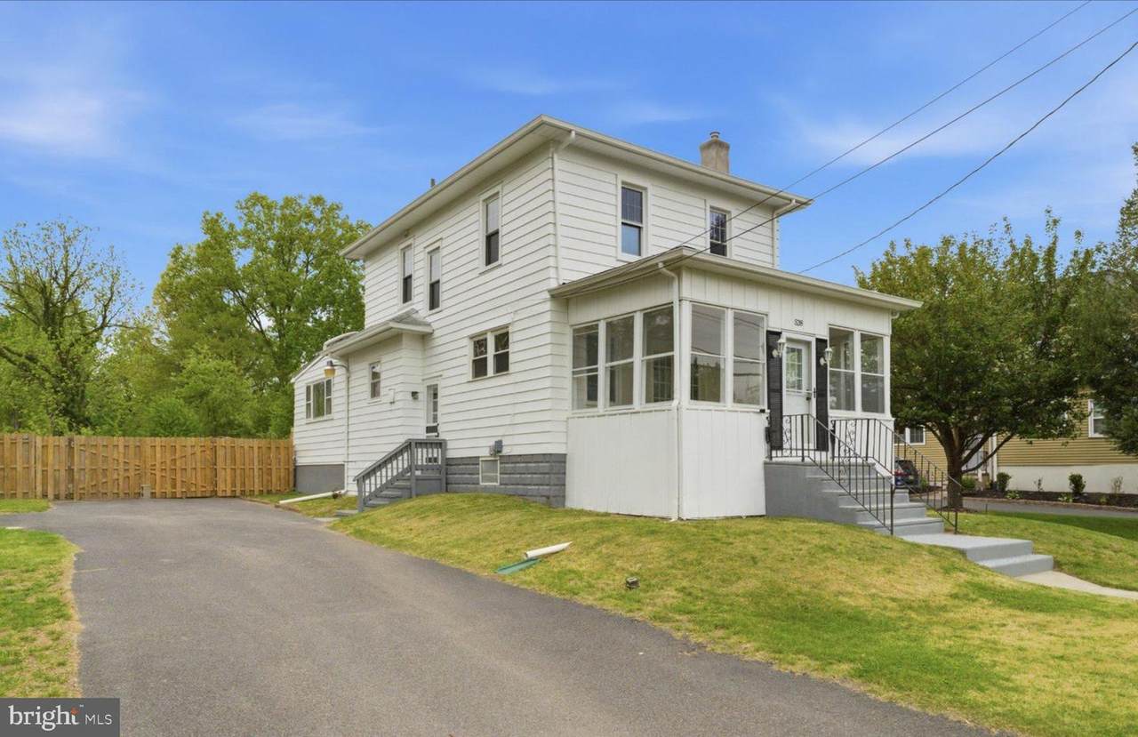 528 Davis Road - Photo 1