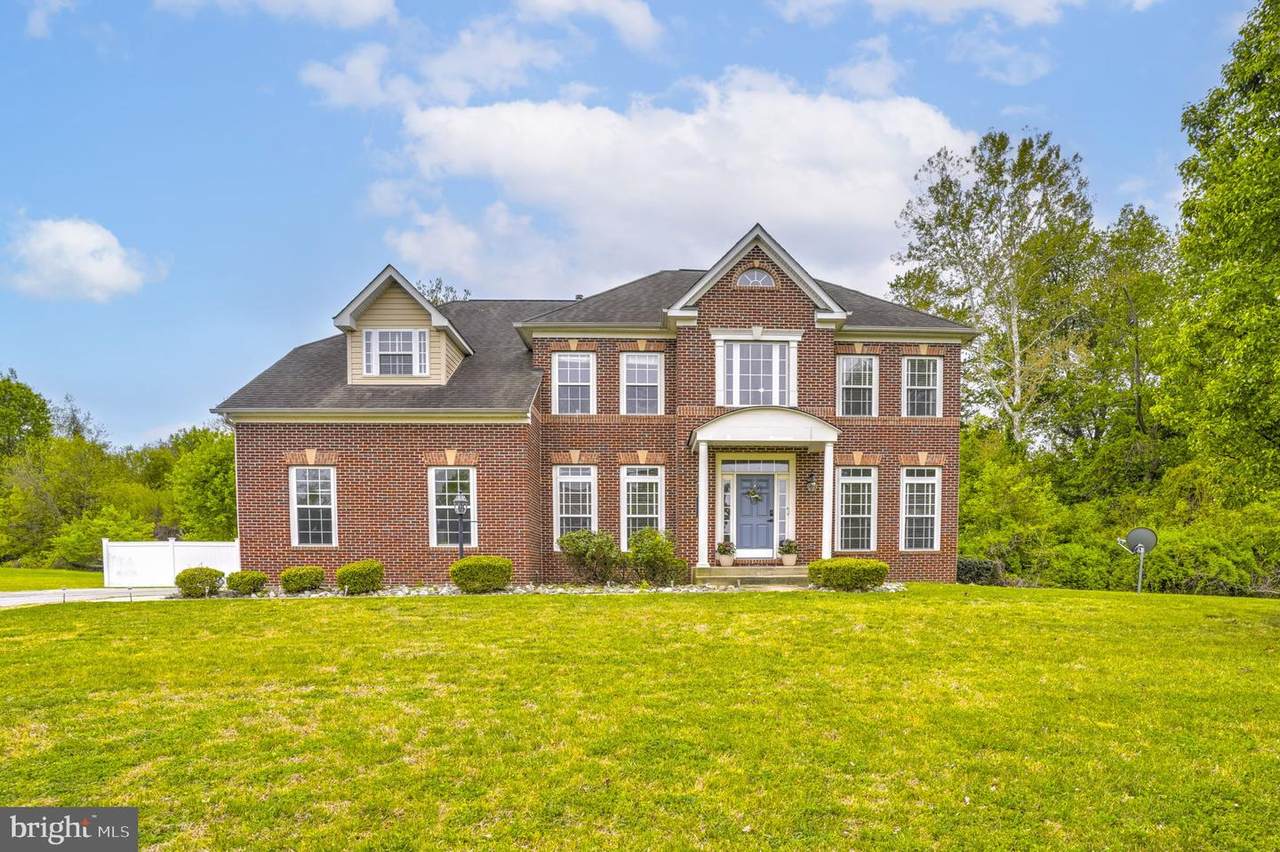 1507 Saint Albans Lane - Photo 1
