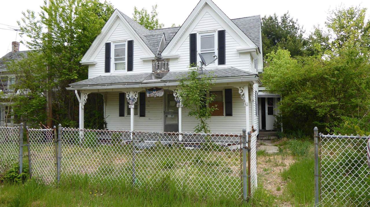 2421 Memorial Avenue - Photo 1