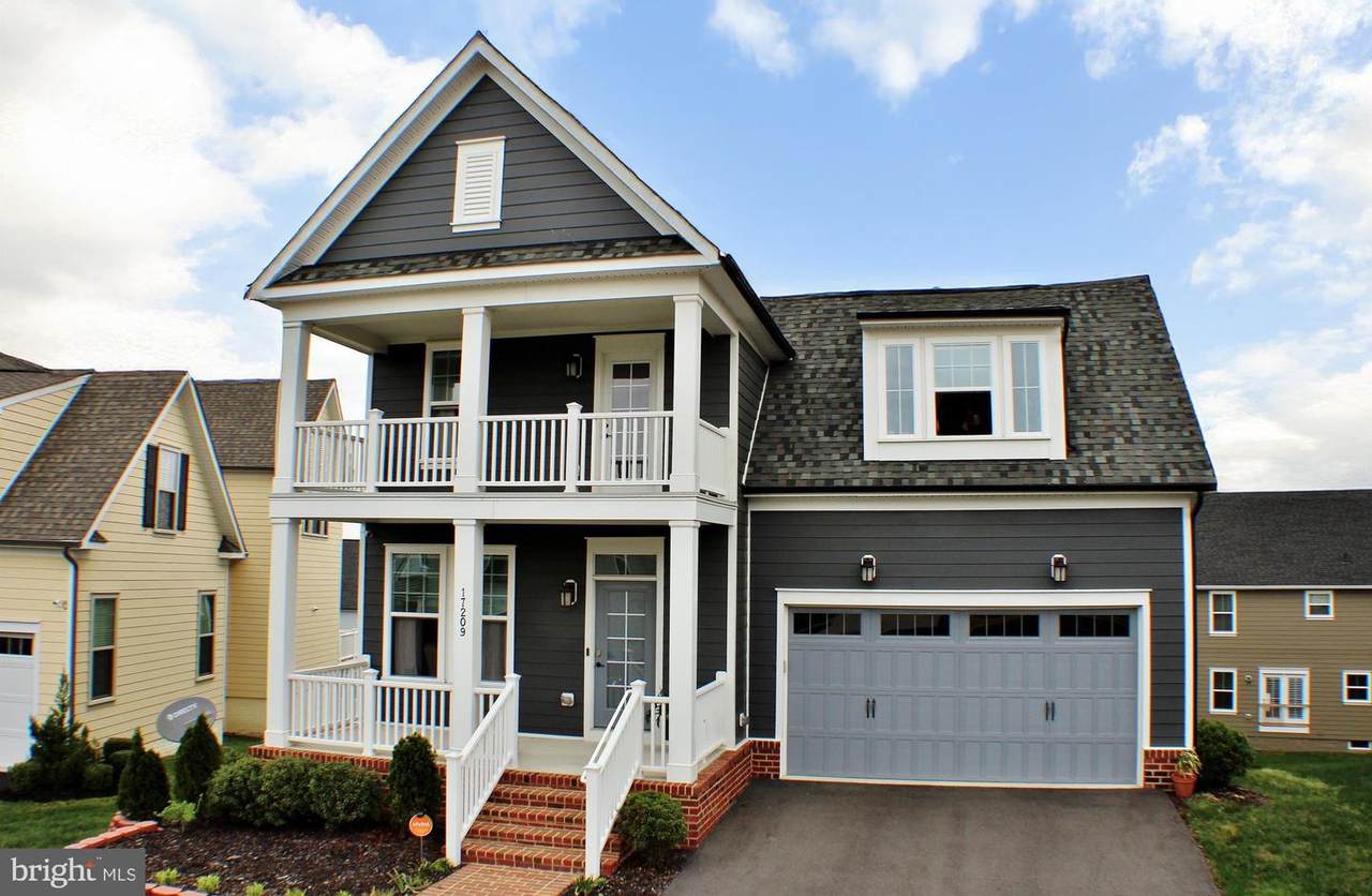 17209 Continental Drive - Photo 1
