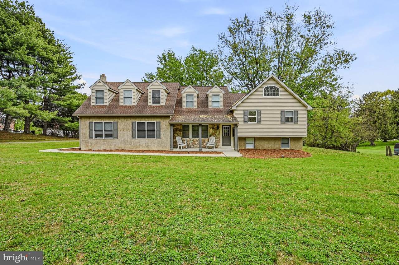 203 Northbank Road - Photo 1