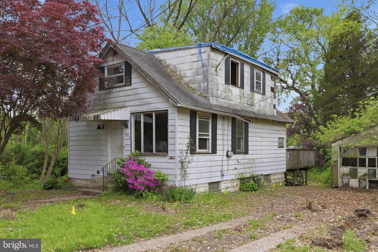 342 Empire Avenue - Photo 1