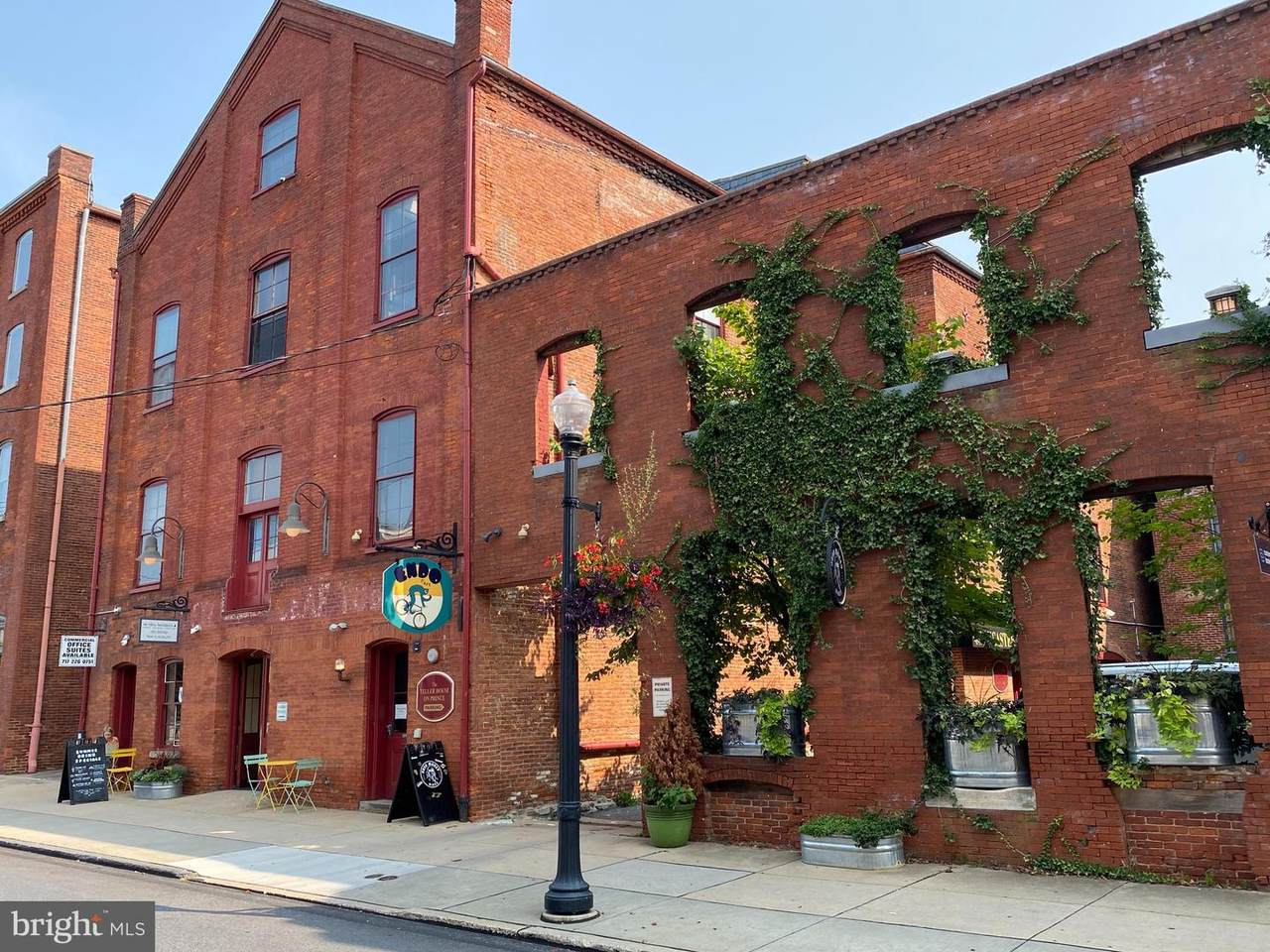 237 Prince Street - Photo 1