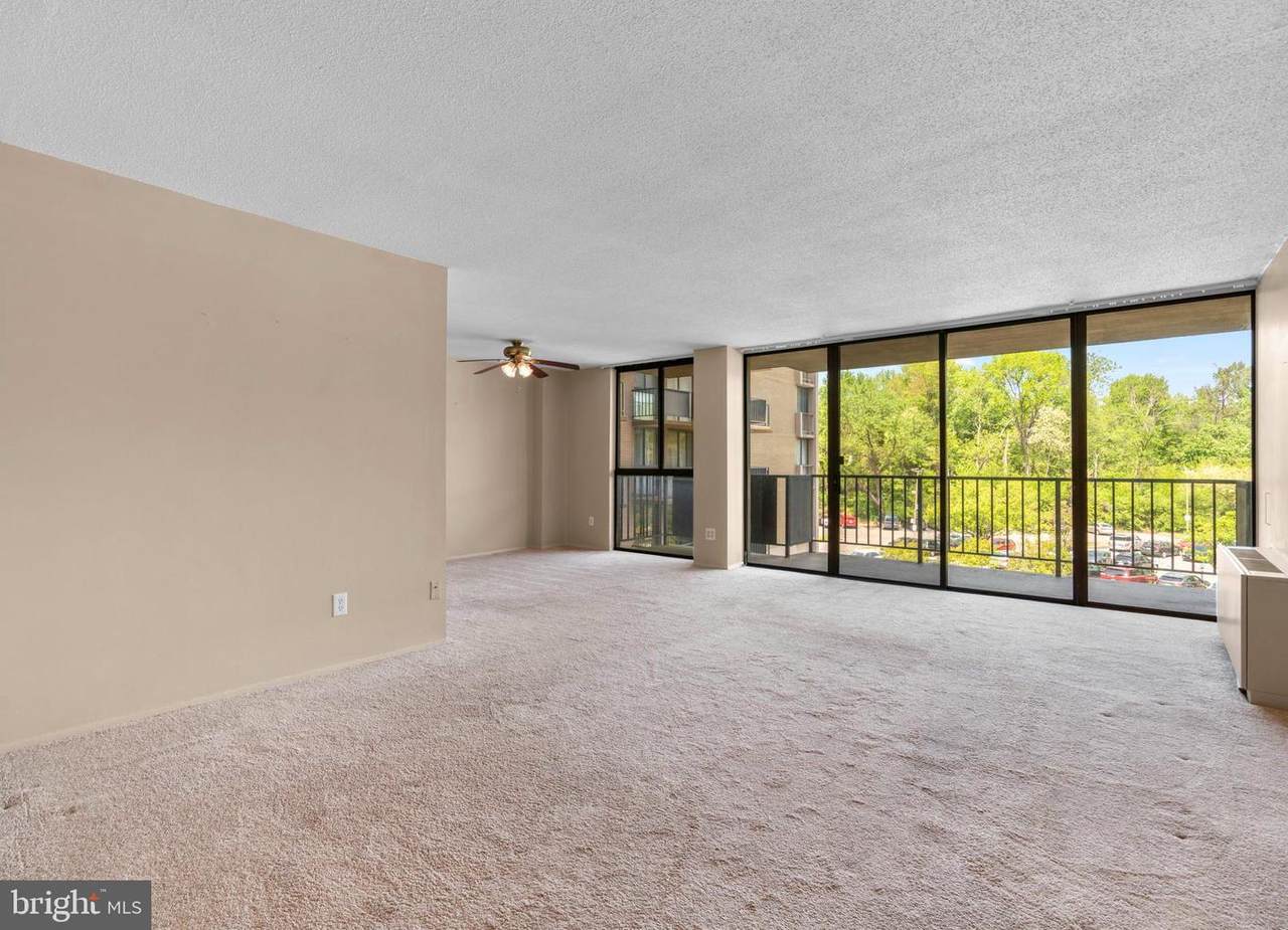 https://bt-photos.global.ssl.fastly.net/brightmls/1280_boomver_1_804847040988-2.jpg