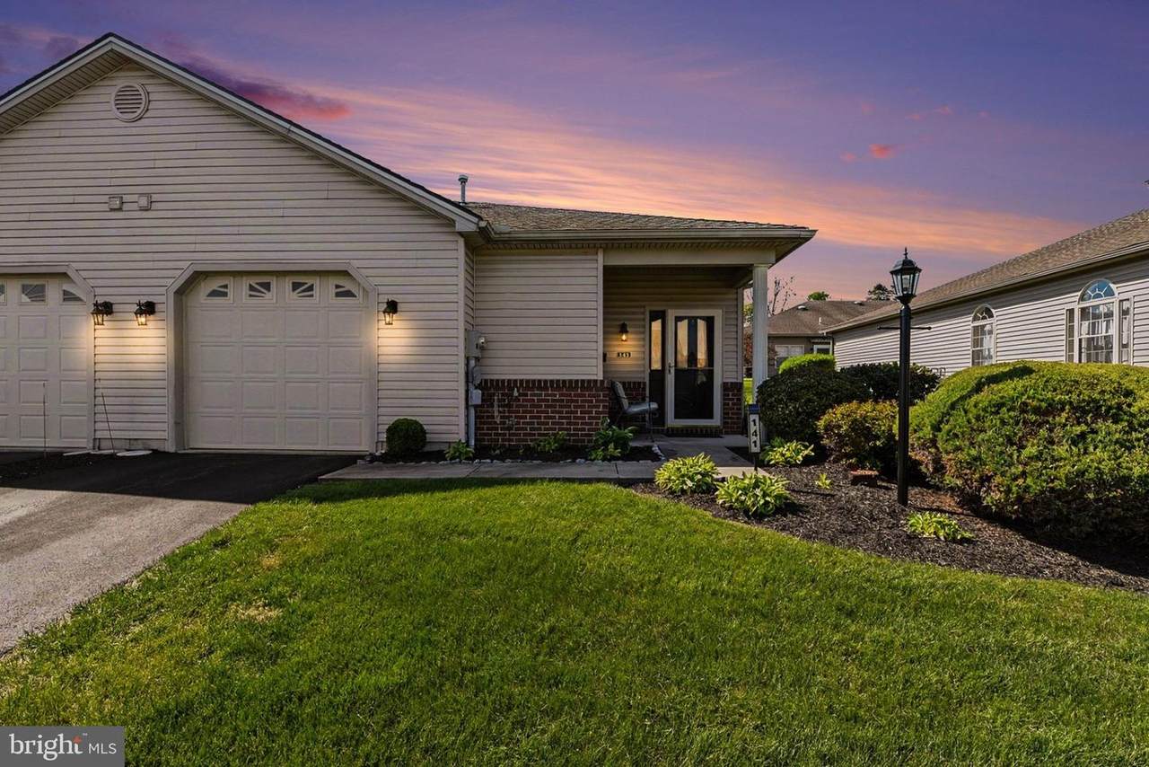 141 Leonard Lane - Photo 1