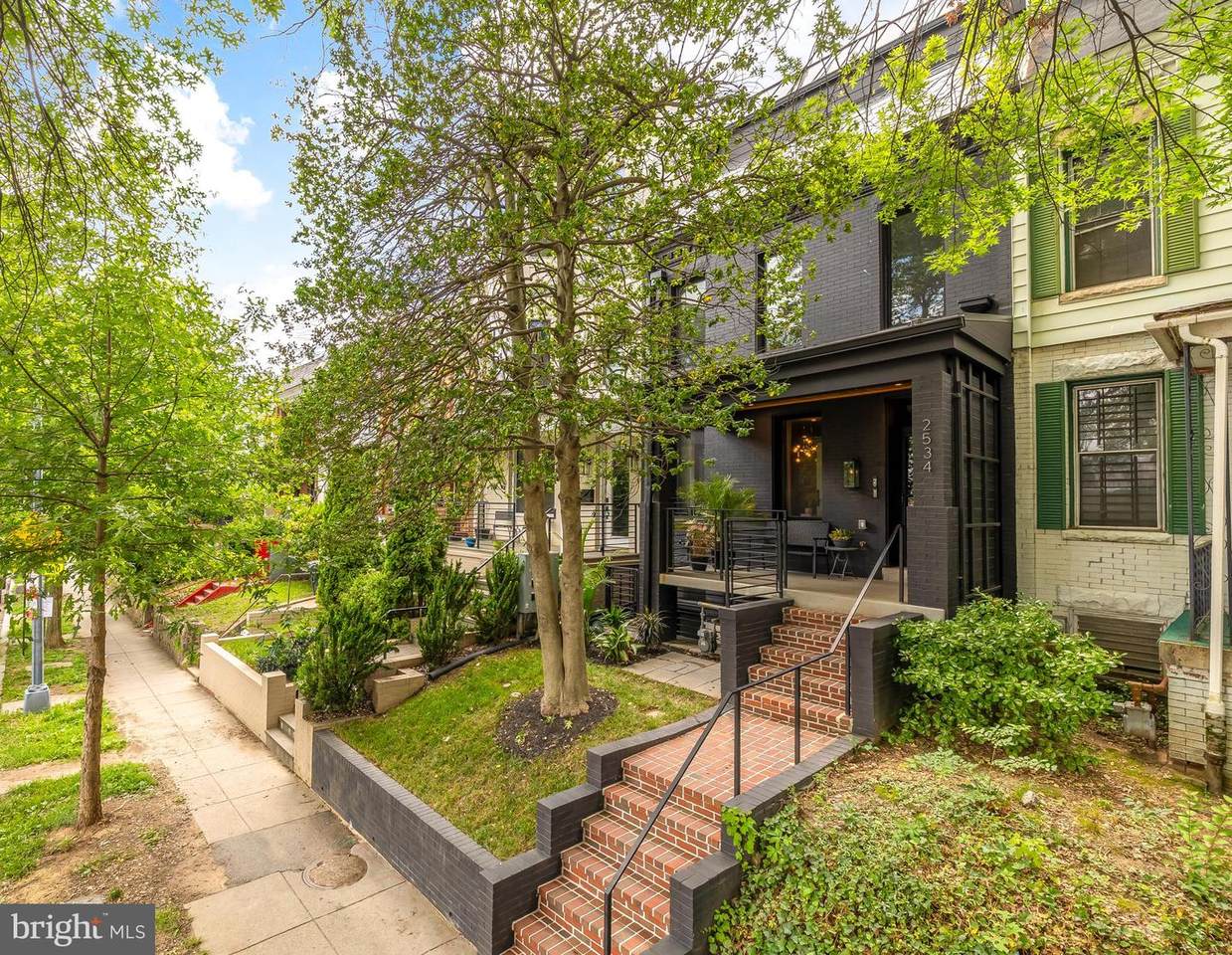 2534 11TH Street - Photo 1