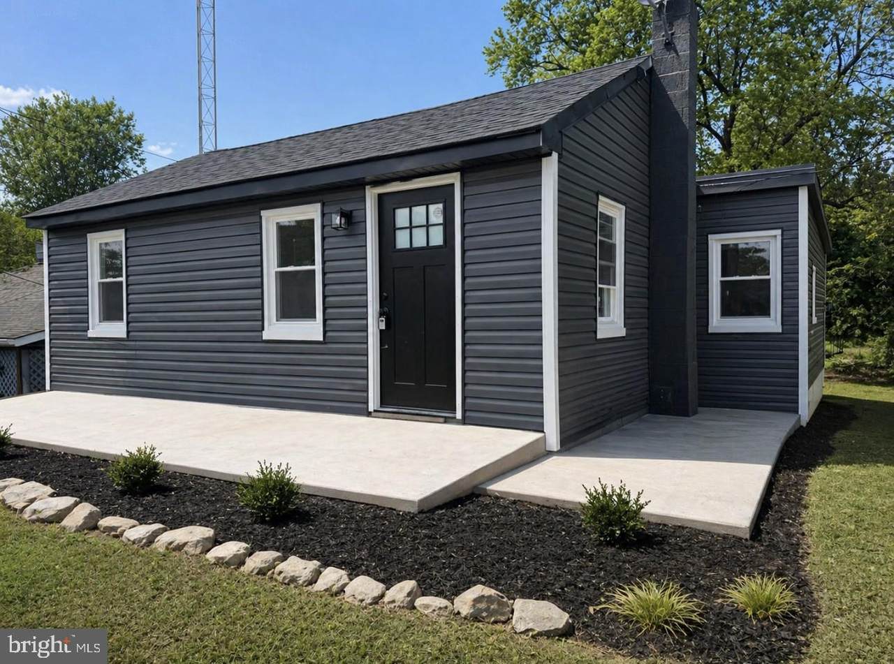 1457 Salem Road - Photo 1