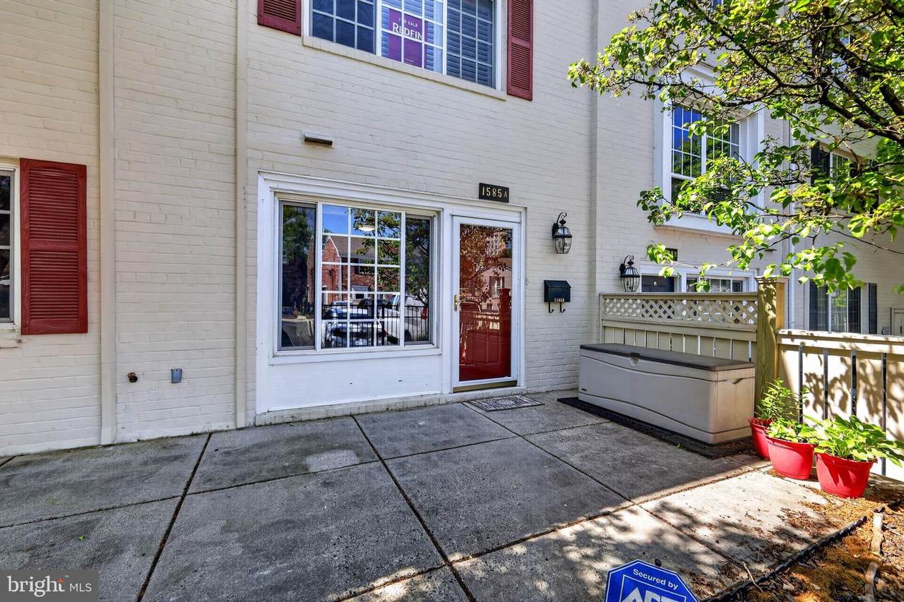 1585-A Van Dorn Street - Photo 1