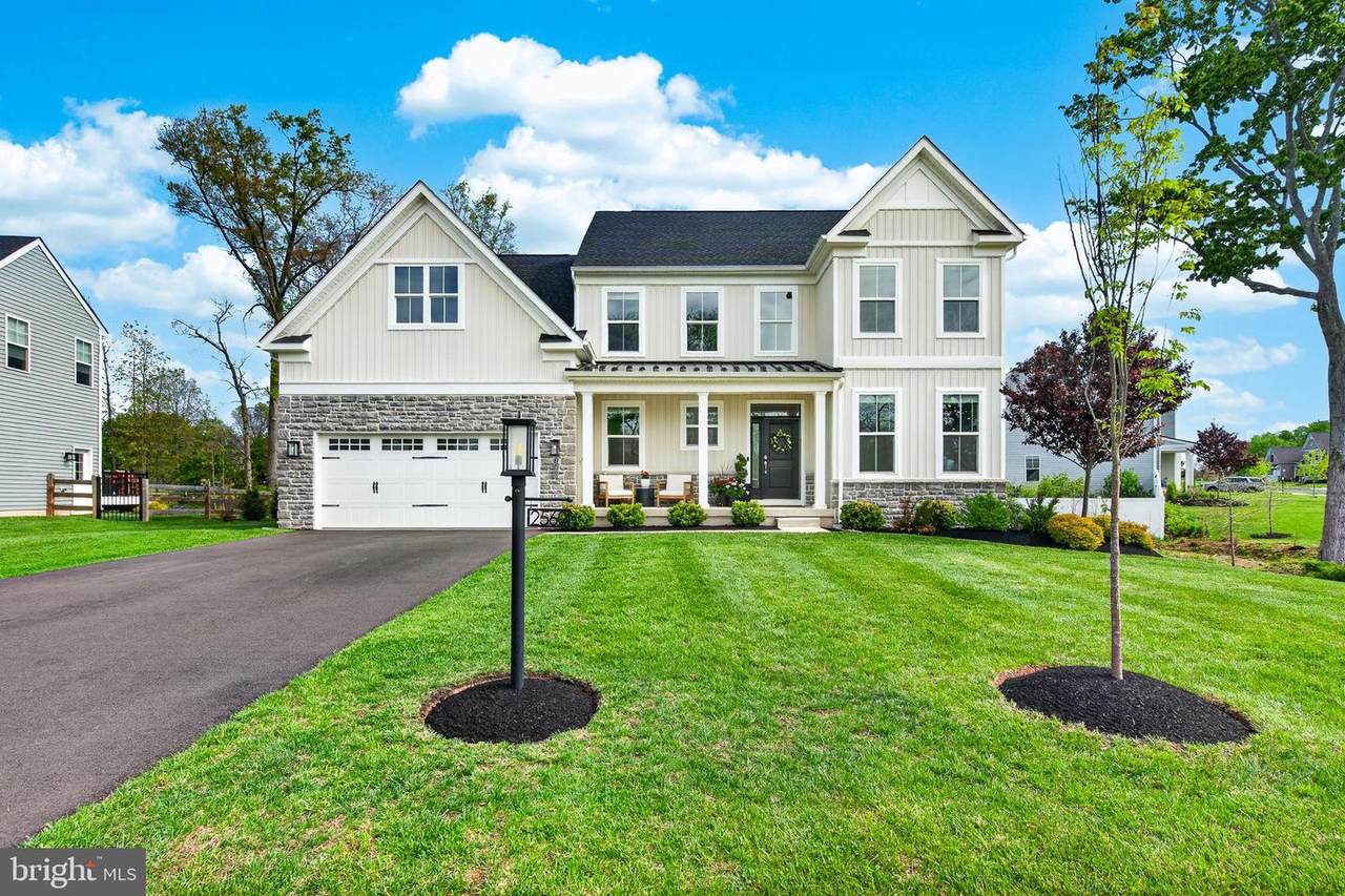2560 Holly Lane - Photo 1