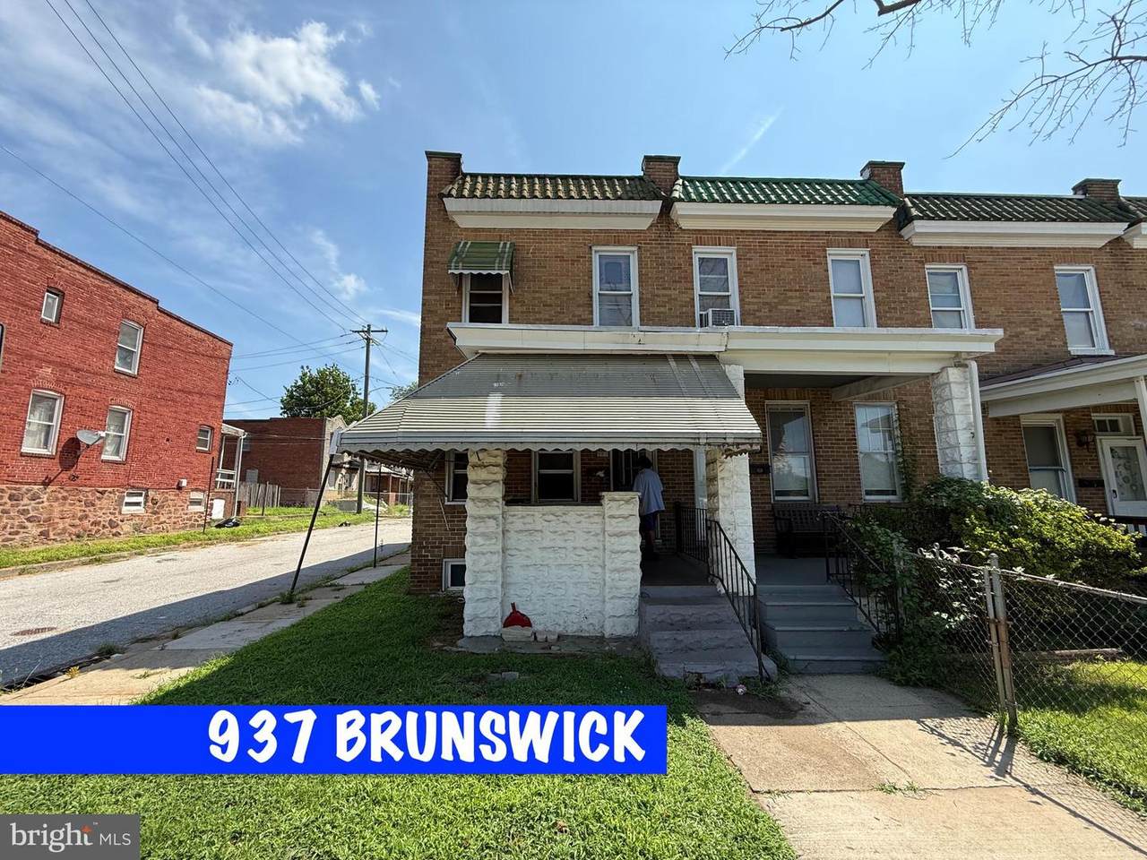 937 Brunswick Street - Photo 1