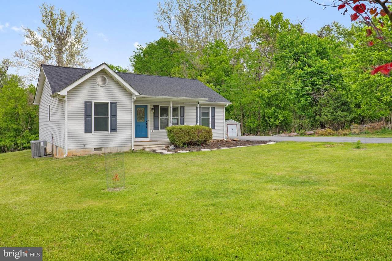 225 Cedar Creek Drive - Photo 1