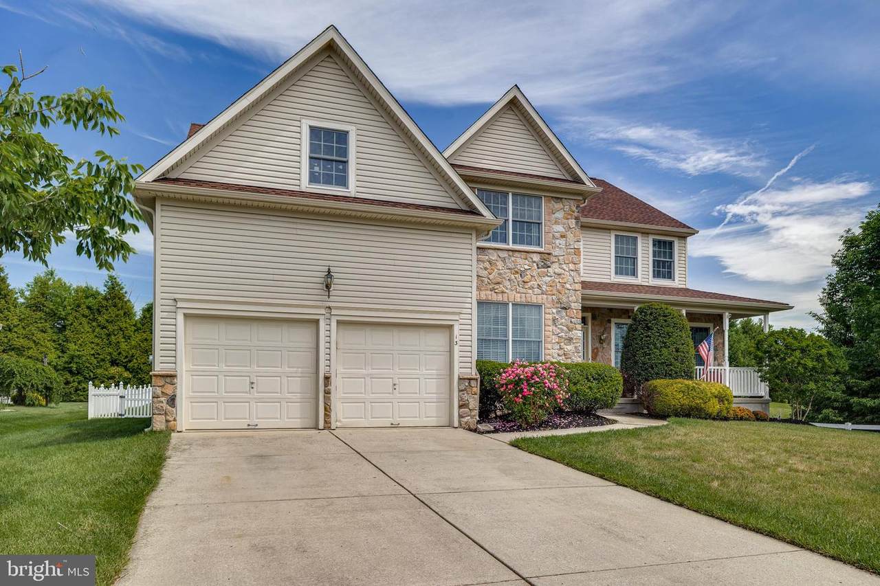 13 Stoneybrook Court - Photo 1