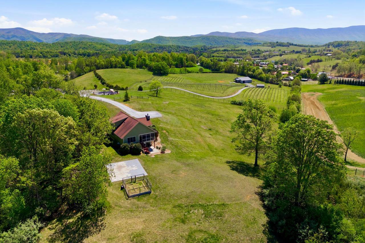 60 Great Valley Lane - Photo 1
