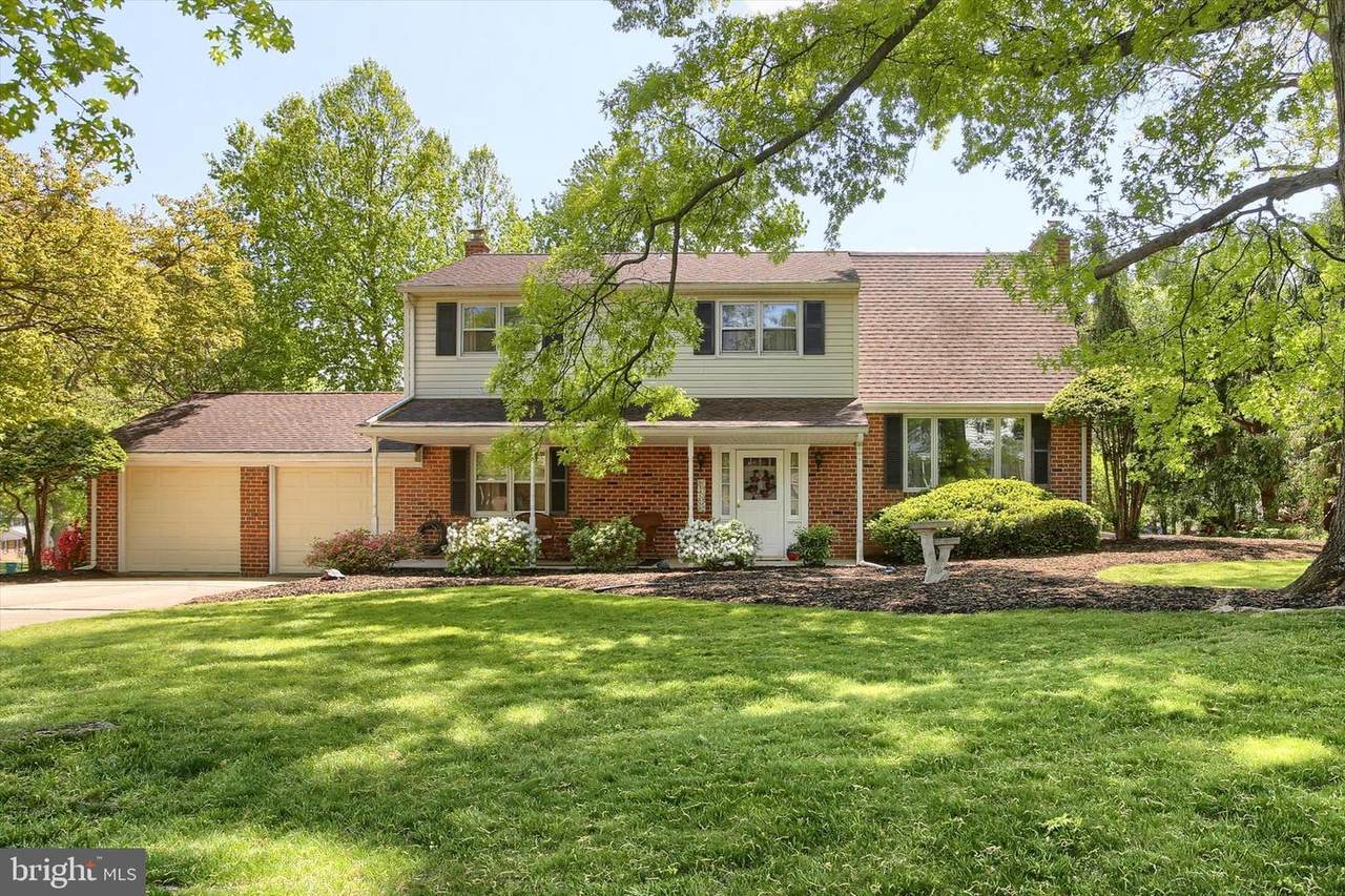 3906 Ridgeland Boulevard - Photo 1
