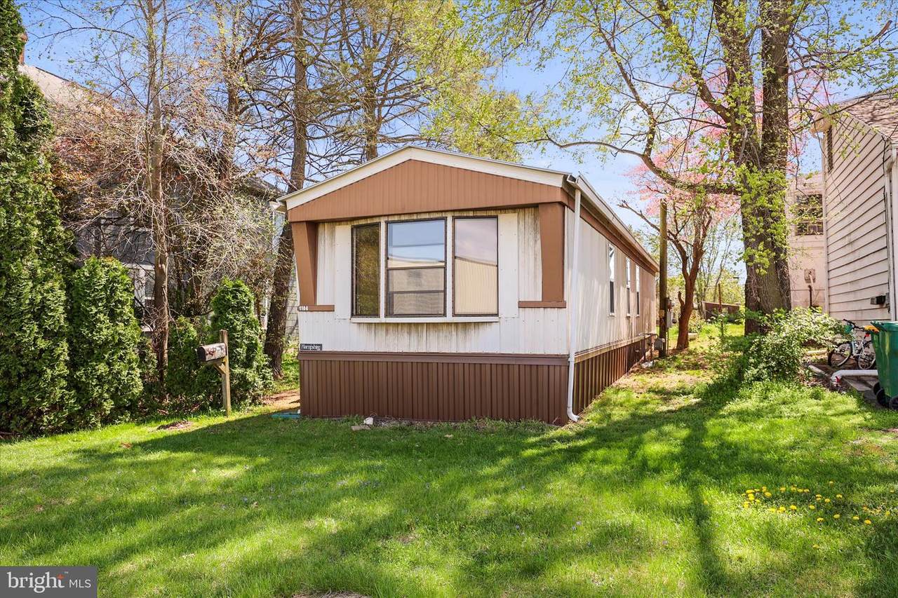 1104 Elm Avenue - Photo 1