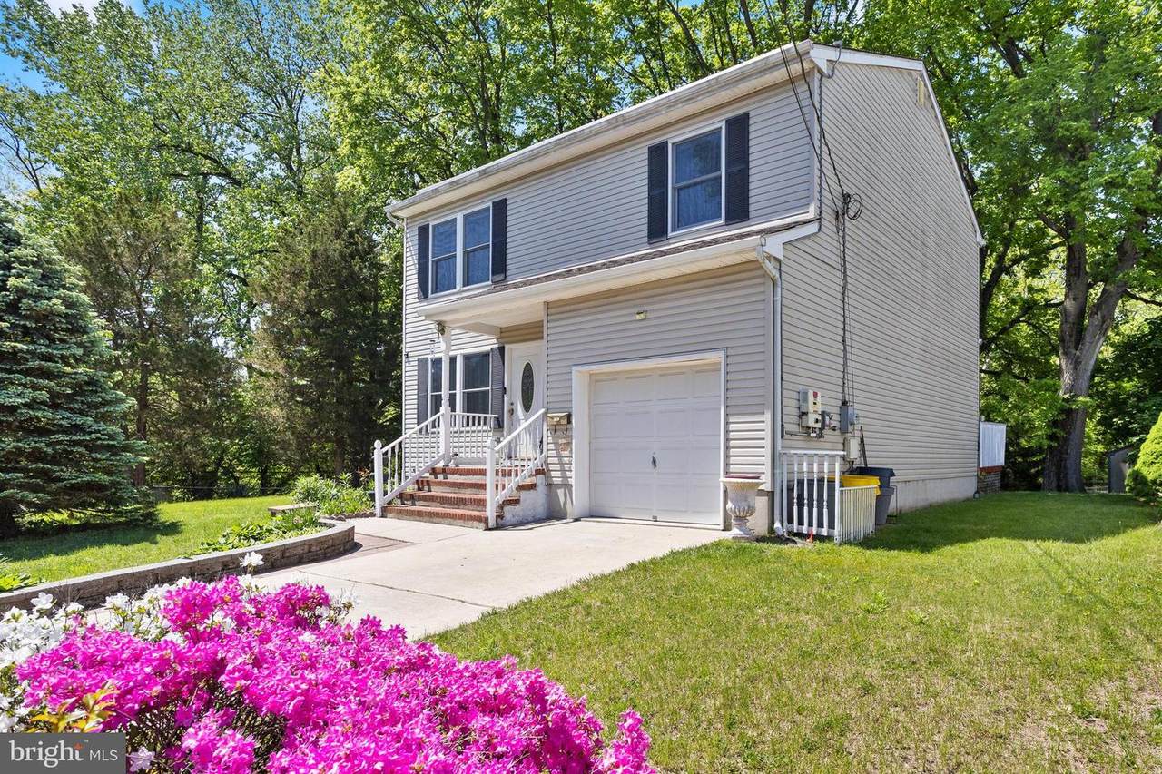 1459 Deutz Avenue - Photo 1