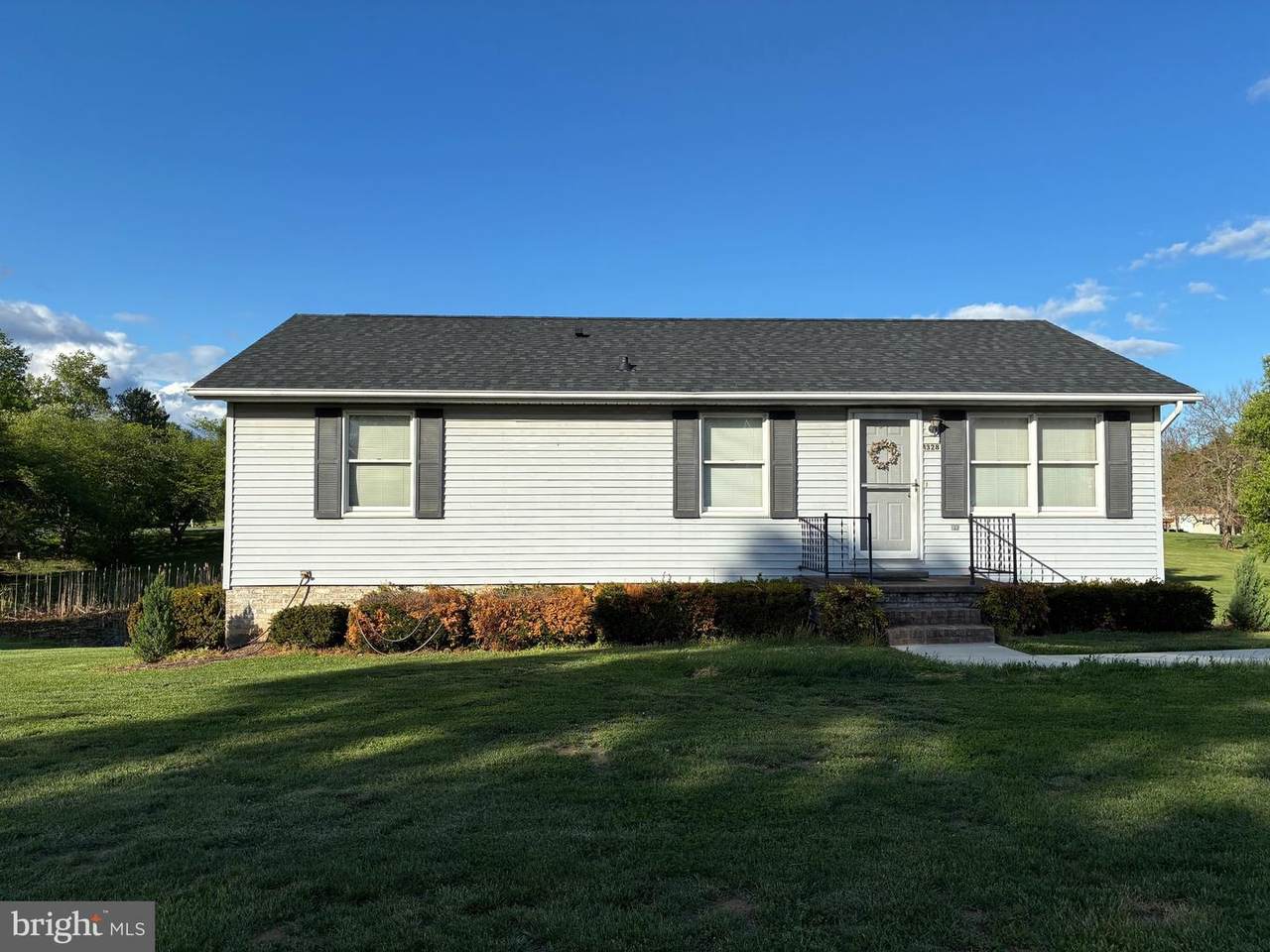 1328 Hahns Lane - Photo 1