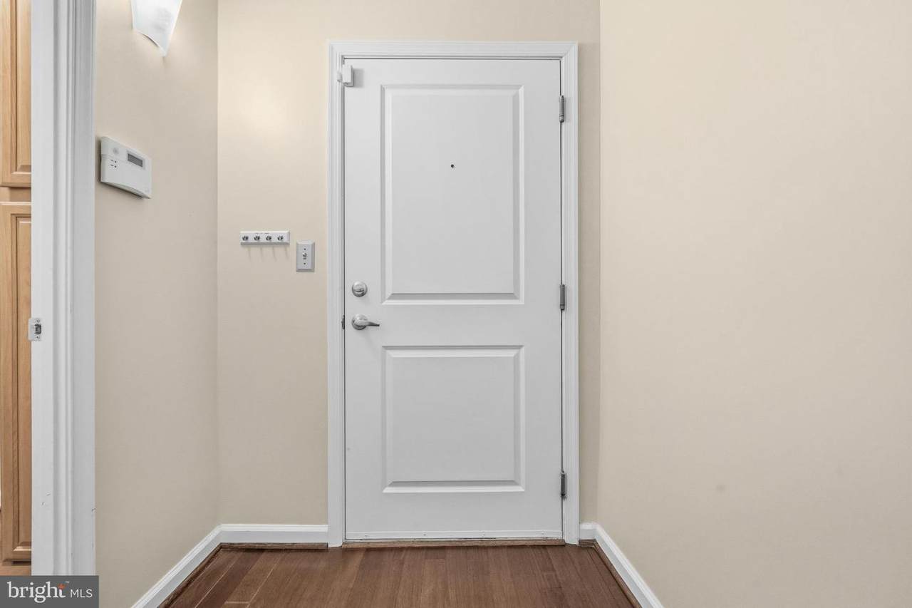 https://bt-photos.global.ssl.fastly.net/brightmls/1280_boomver_1_804856597142-2.jpg