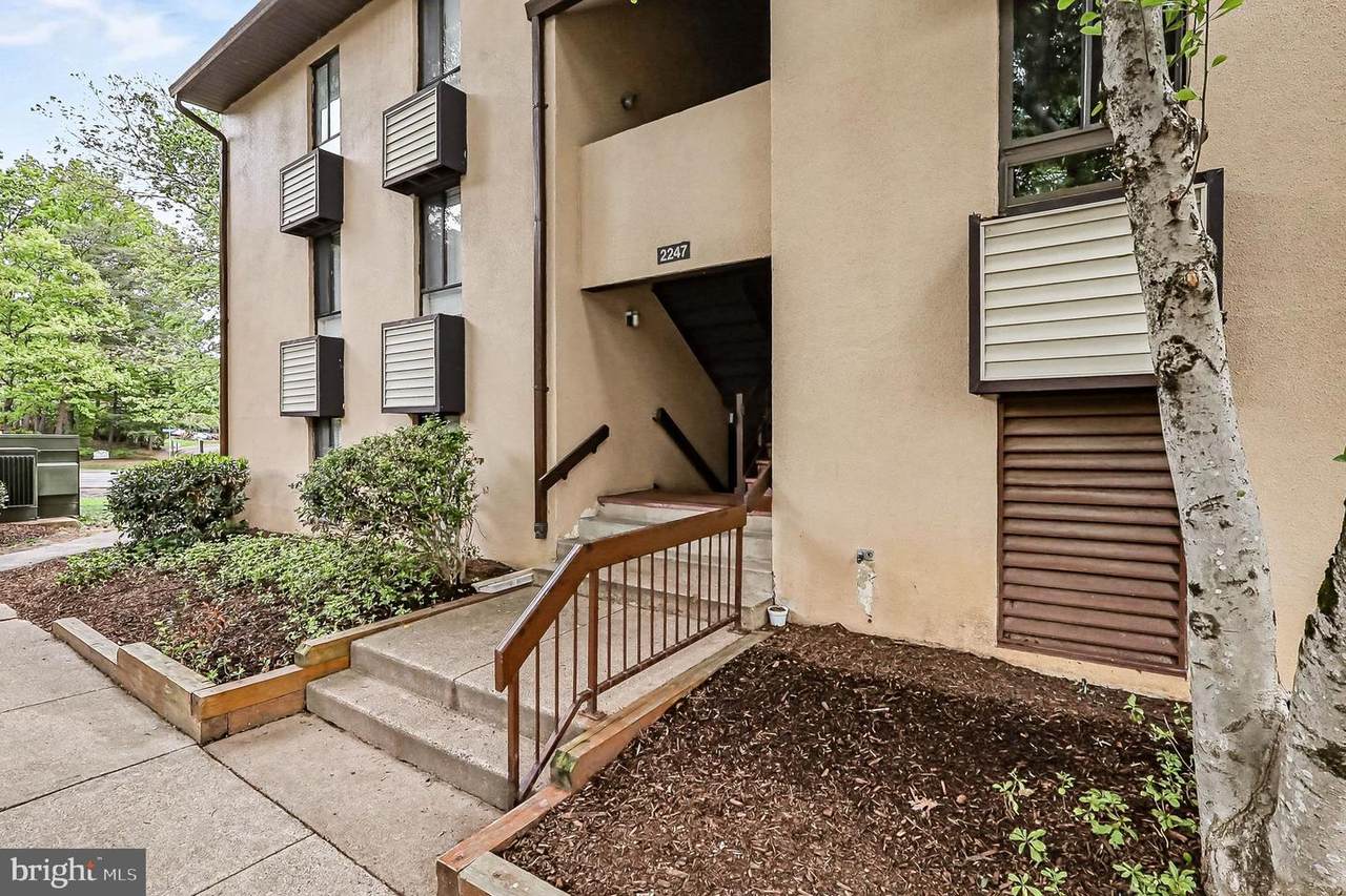 2247 Castle Rock Square - Photo 1