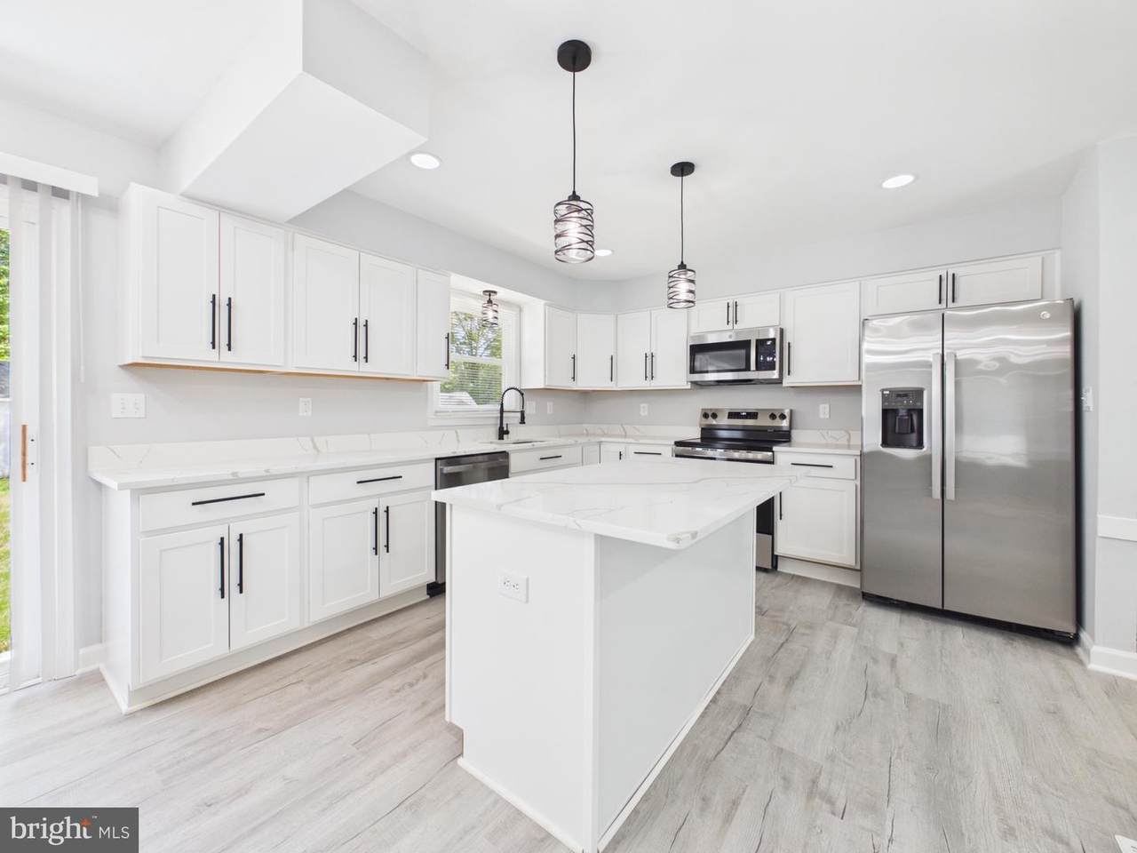 9604 Middleridge Court - Photo 1