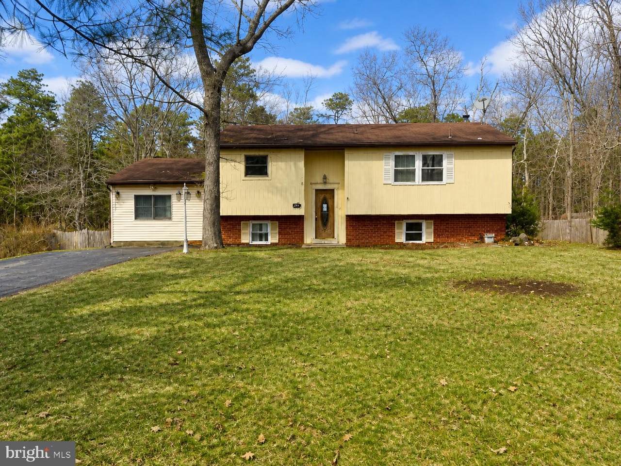 848 Anthony Road - Photo 1