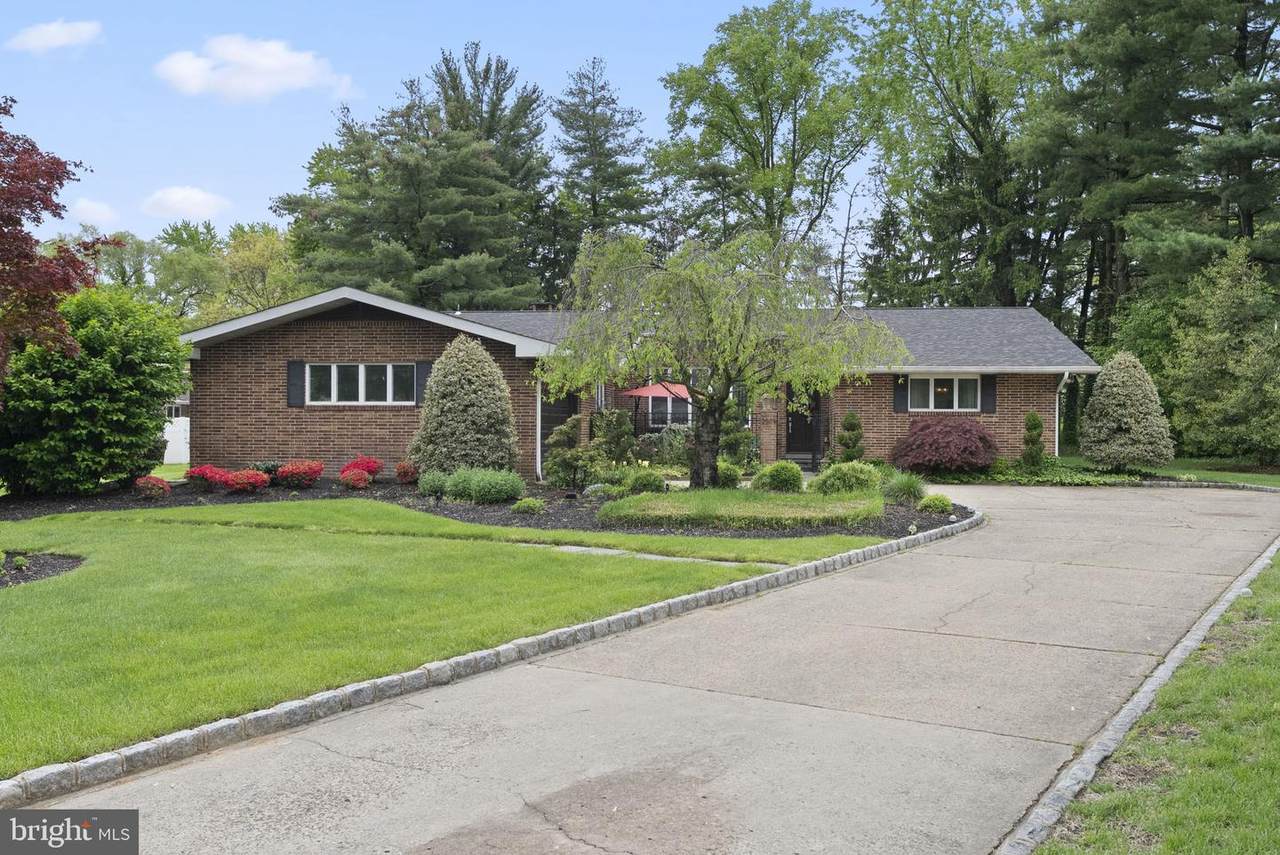 2509 Riverton Road - Photo 1