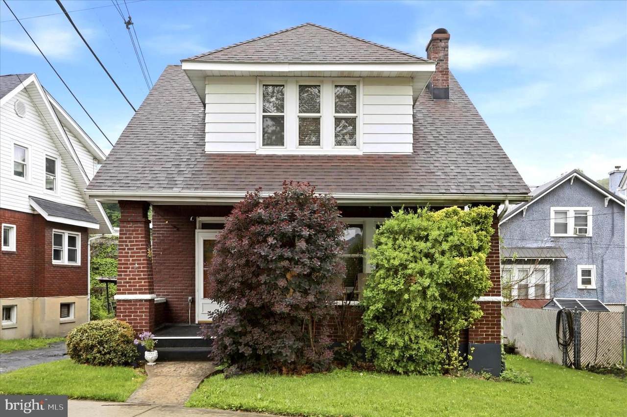 905 Fayette Street - Photo 1