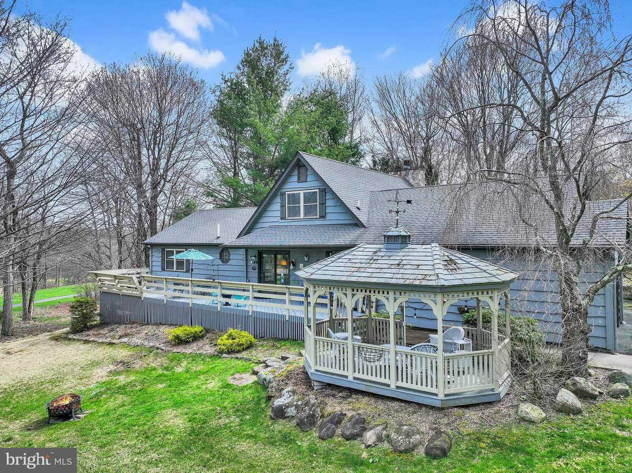 33 Rock Ridge Road - Photo 1