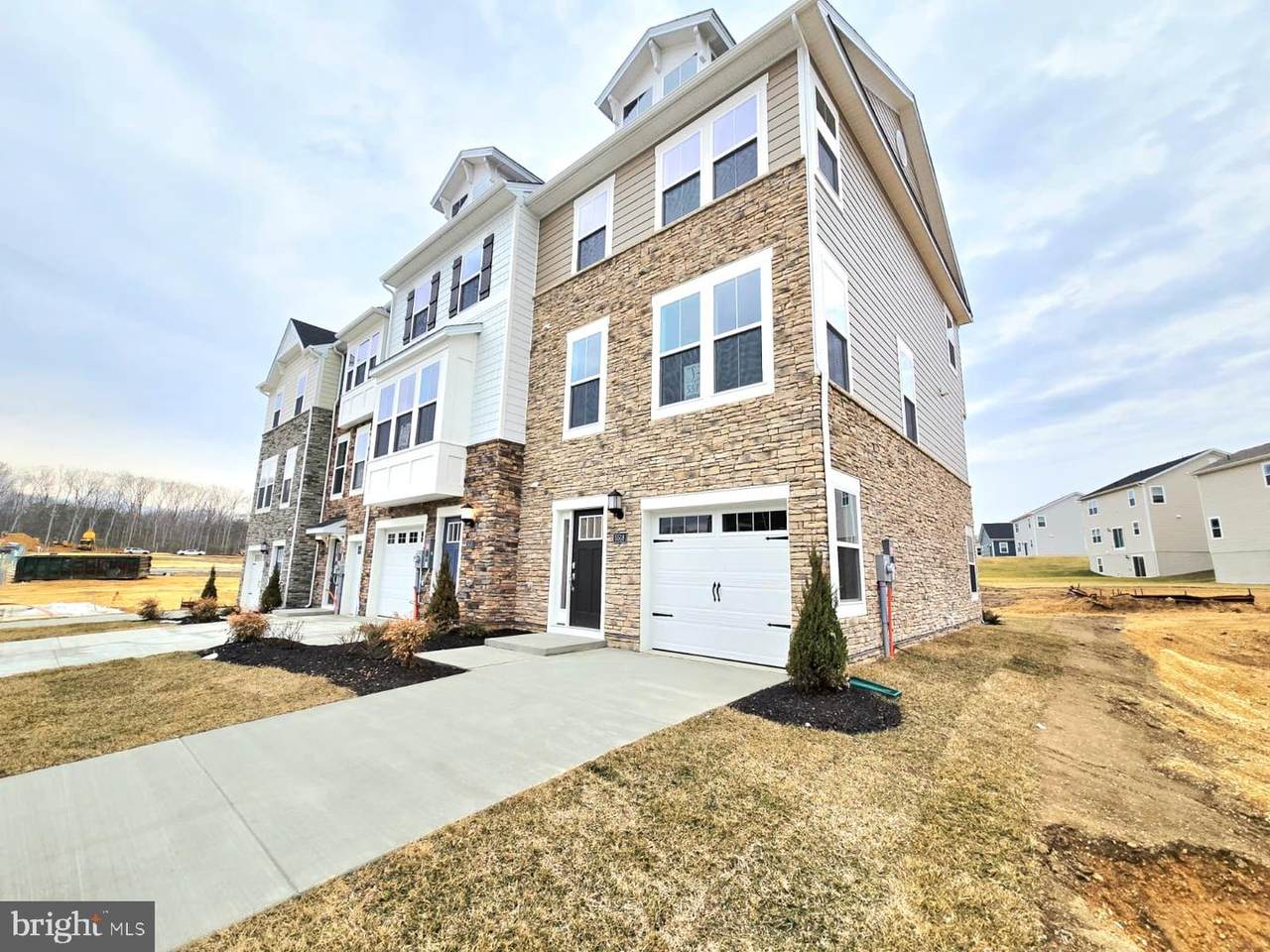 5518 Aberdeen Place - Photo 1