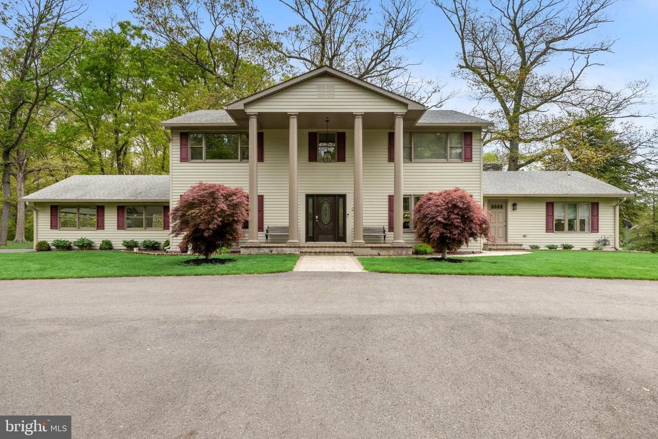 625 Irving Avenue - Photo 1